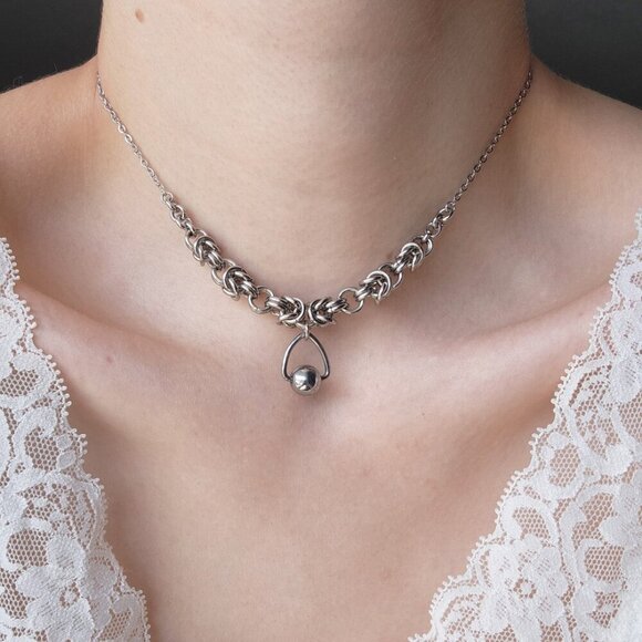 Gothic hematite dangly silver chainmaille choker necklace - Picture 5 of 9